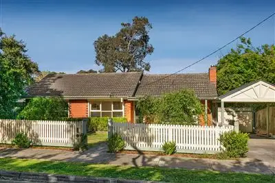 12 Hender Street, Ringwood East VIC 3135