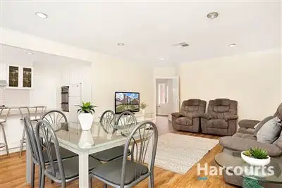 Fifth view of Homely house listing, 2 Yilleen Close, Thomastown VIC 3074