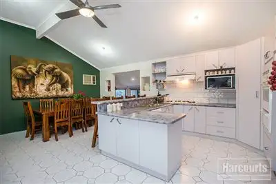 Sixth view of Homely house listing, 14 Lupin Court, Cranbourne North VIC 3977