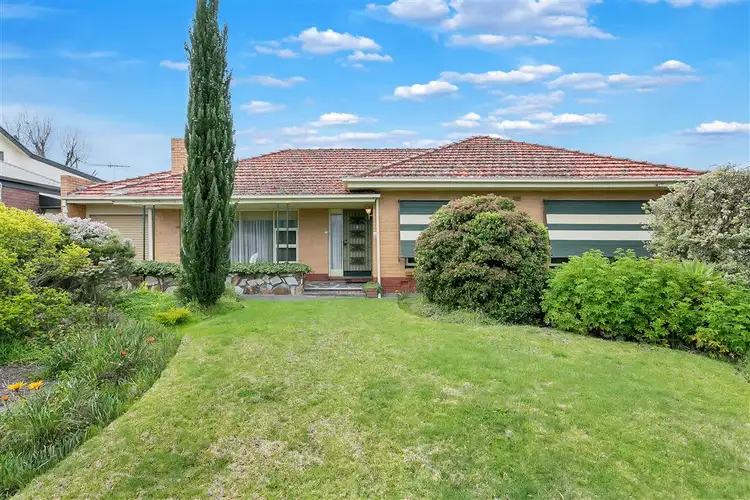 15 Eden Avenue, Bellevue Heights SA 5050