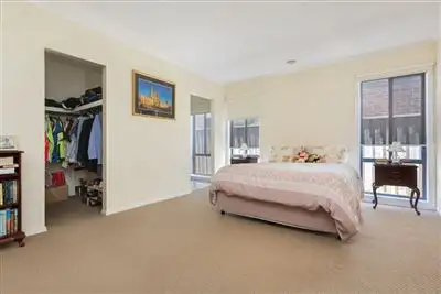 Seventh view of Homely house listing, 2 Lorne Court, Berwick VIC 3806