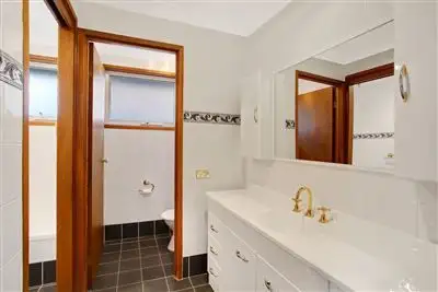 Seventh view of Homely house listing, 19 The Parkway, Bradbury NSW 2560