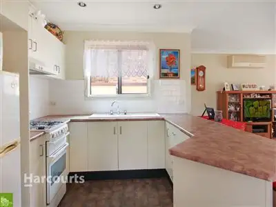 Third view of Homely house listing, 8 Stanthorpe Drive, Kanahooka NSW 2530