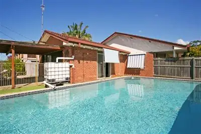 235 Mallawa Dr, Palm Beach QLD 4221