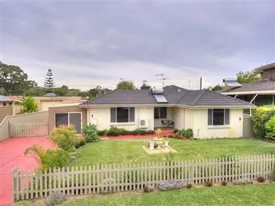 15 Adonis Road, Silver Sands WA