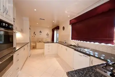 101 Kenihans Road, Happy Valley SA 5159