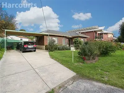 15 Eighth Avenue, Bassendean WA 6054
