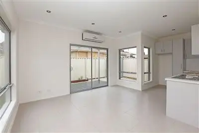 Seventh view of Homely unit listing, 4/14 Highlands Road, Thomastown VIC 3074
