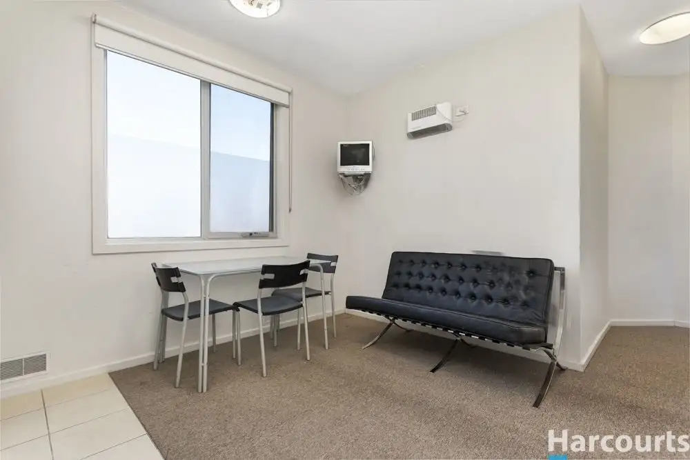 Main view of Homely apartment listing, 17/17 Park Street, Hawthorn VIC 3122