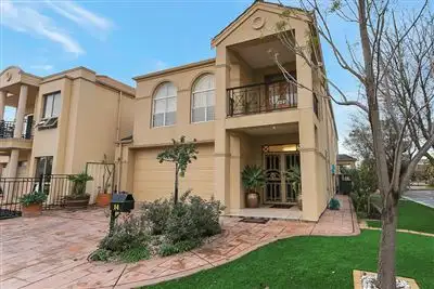 14 Lakeside Close, Mawson Lakes SA 5095