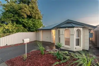 26 Eddy Street, Clearview SA 5085