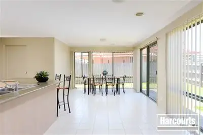 Sixth view of Homely house listing, 4 Mingay Place, Cranbourne West VIC 3977