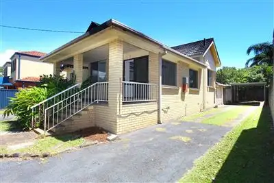 49 Winchester Street, Southport QLD 4215