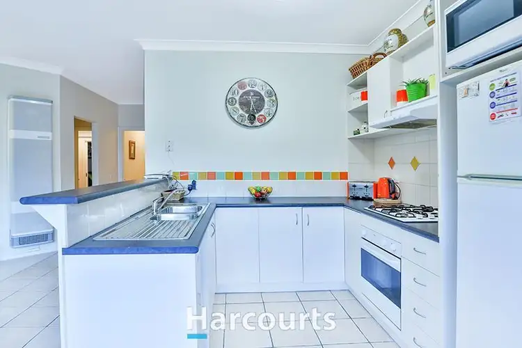 Sixth view of Homely house listing, 8 Honeysuckle Close, Pakenham VIC 3810