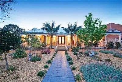 12 Gracemere Place, Glen Alpine NSW 2560