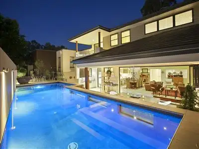 4 Crest Ridge Parade, Brookwater QLD 4300