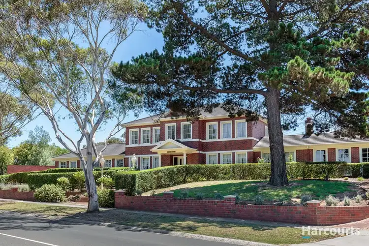 2 Timbertop Drive, Rowville VIC 3178