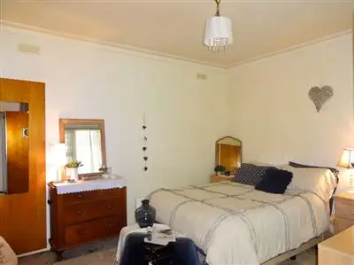 Fourth view of Homely house listing, 6 Valdoris Avenue, Wangaratta VIC 3677
