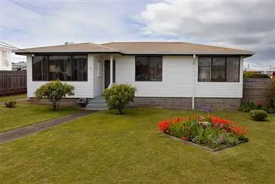 10 Raymond Avenue, Devonport TAS 7310