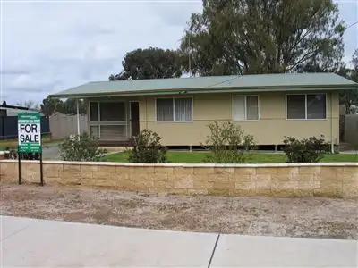 8 Richardson Street, Williams WA 6391