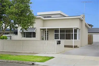1/30 Willana Avenue, Hamlyn Heights VIC 3215