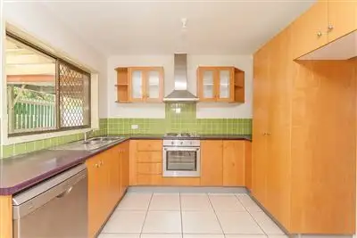 3 Brim Ct, Edens Landing QLD 4207
