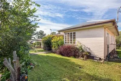 11 Pine Street, Gympie QLD 4570