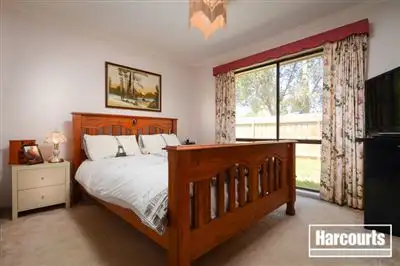 Sixth view of Homely house listing, 2 Hutchins Way, Skye VIC 3977