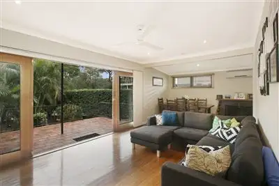 11 Lombard Street, Carina QLD 4152
