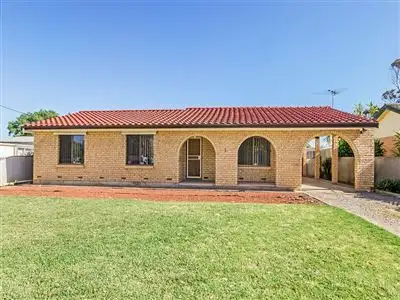 5 Grosvenor Road, Aldinga Beach SA 5173