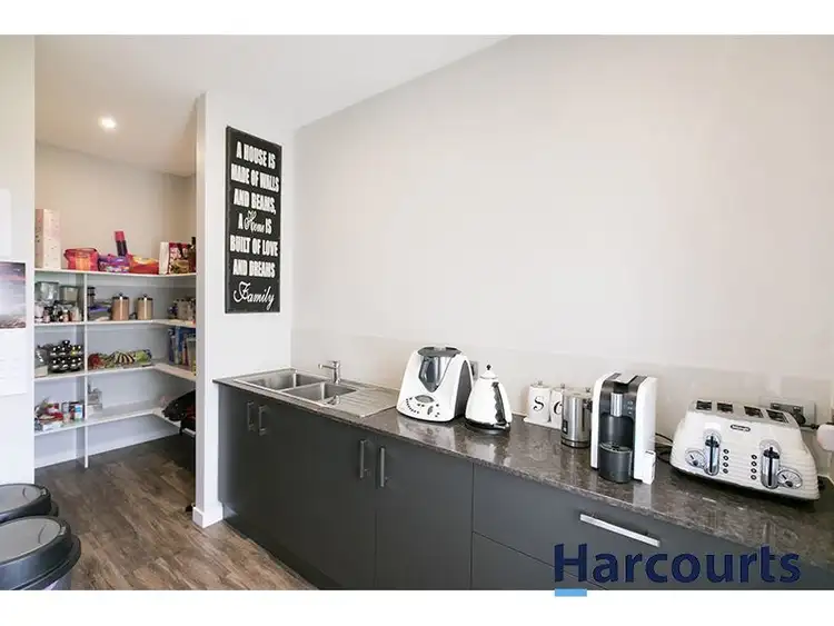 Sixth view of Homely house listing, 14 Jacaranda Court, Warragul VIC 3820