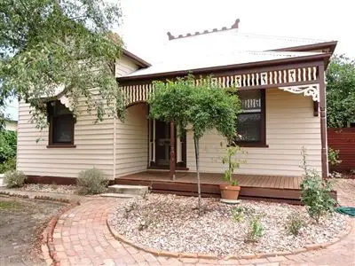 11 Queen Street, Ararat VIC 3377