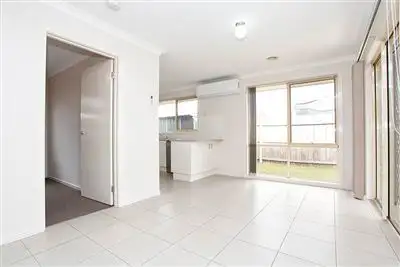 Fifth view of Homely unit listing, 6/10 Kingfisher Court, Hastings VIC 3915