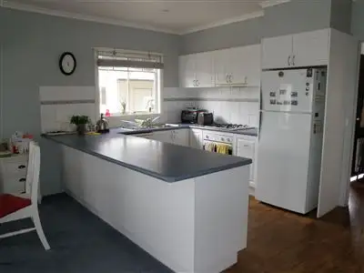 Second view of Homely house listing, 6 Fitzroy Court, Alexandra VIC 3714