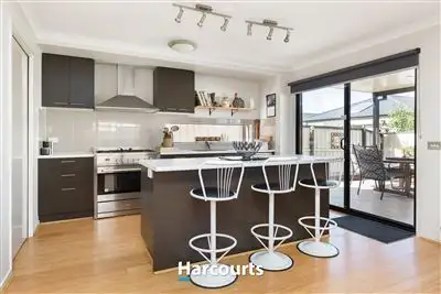 Fifth view of Homely house listing, 21 Fernwren Drive, Berwick VIC 3806