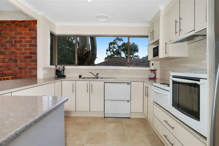 Sixth view of Homely house listing, 2 Malaset Place, Vermont VIC 3133
