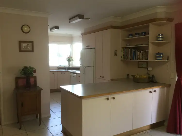 Seventh view of Homely house listing, 1 Delisle Place, West Bathurst NSW 2795
