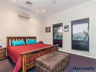 Seventh view of Homely house listing, 5 Volante Elbow, Ocean Reef WA 6027