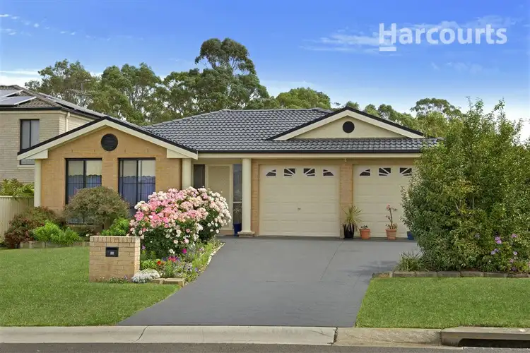 52 Archibald Crescent, Rosemeadow NSW 2560