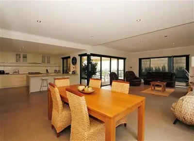 Seventh view of Homely house listing, 21 Seascape View, Yangebup WA 6164