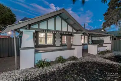 63 Gordon Street, Albert Park SA