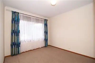 Fifth view of Homely house listing, 14 Semillon Grove, Mount Clear VIC