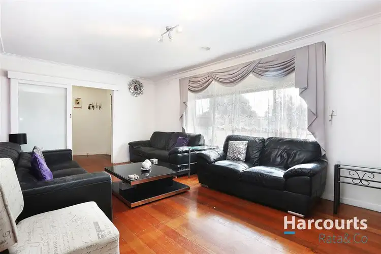 4 Columbia Road, Lalor VIC 3075