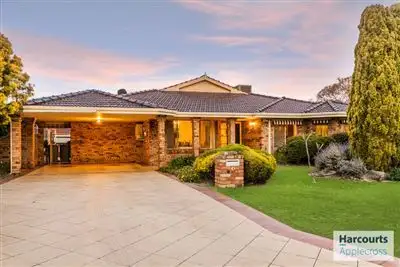 2 Wisdom Place, Winthrop WA 6150