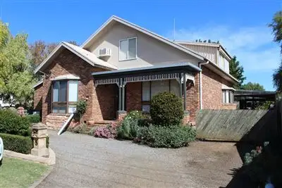 30 Fyfe Street, Hamilton VIC 3300