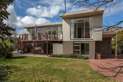 17 Woodhurst Road, Seven Mile Beach TAS 7170