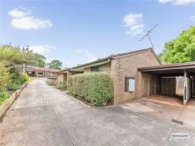 Second view of Homely unit listing, 2/7 Lindman Street, Drouin VIC 3818