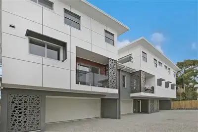 Second view of Homely townhouse listing, 5/25 Mullens Street, Hawthorne QLD 4171