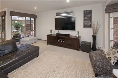 Fifth view of Homely house listing, 8 Villosa Close, Langwarrin VIC 3910