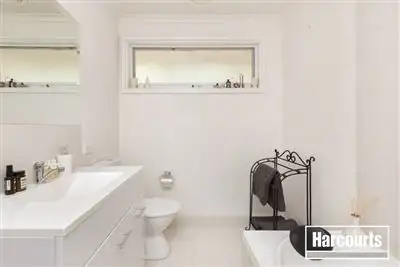 Sixth view of Homely house listing, 5 Greenlaw Crescent, Berwick VIC 3806